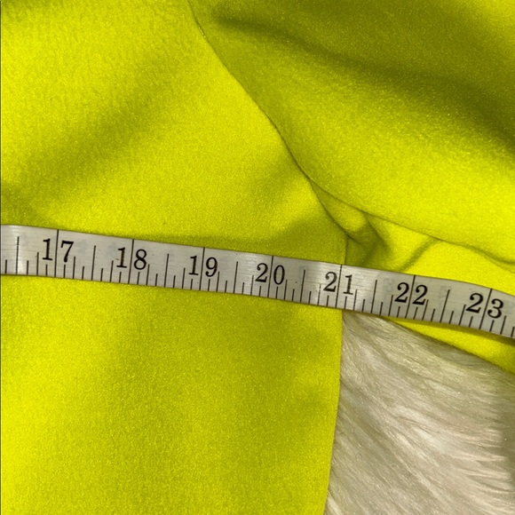 Cara Santana for apt 9 Vibrant Yellow Trench Coat size medium - Picture 4 of 7